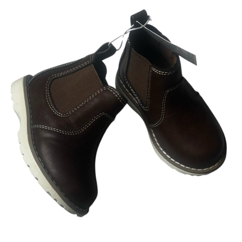 Old Navy Brown  Cold Weather Fall Theme Kids Chelsea Boots Sz 6 NWT